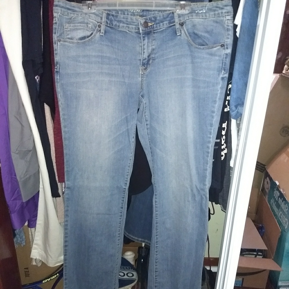 NWOT! Mossimo 14 Long Low Rise Bootcut Jeans!